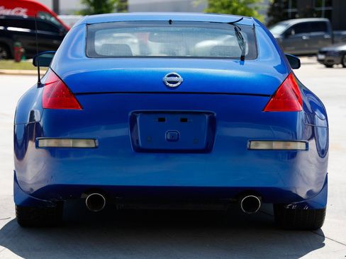 Used 2006 Nissan 350Z Touring w/ (N93) Cargo Convenience Pkg RWD image 7