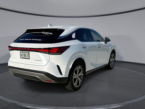 Used 2025 Lexus RX 350 FWD w/ Technology Package image 11