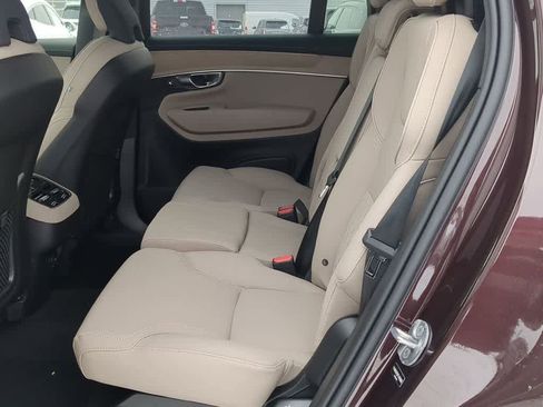 New 2026 Volvo XC90 B6 Plus w/ Protection Package Premier image 18