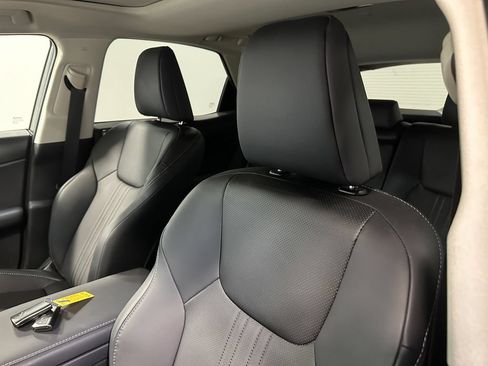 Used 2025 Lexus NX 350 AWD w/ Accessory Package (2T) image 4