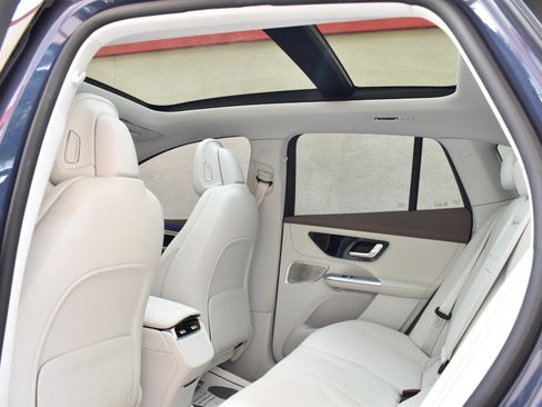 Used 2023 Mercedes-Benz EQE 350+ 4MATIC SUV w/ Exclusive Trim Package image 16
