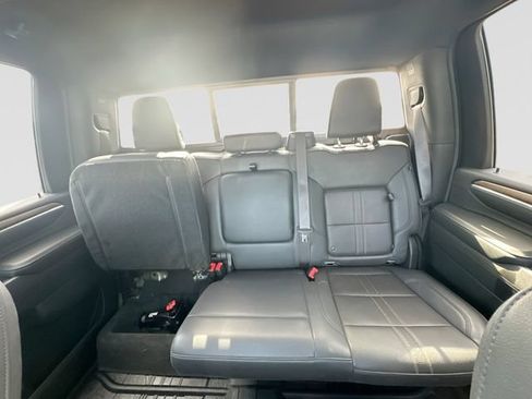 Used 2024 Chevrolet Silverado 2500 High Country w/ High Country Premium Package AWD/4WD image 21