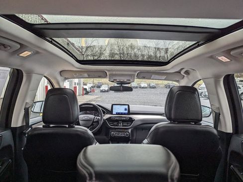 Used 2021 Ford Escape SEL AWD/4WD image 14