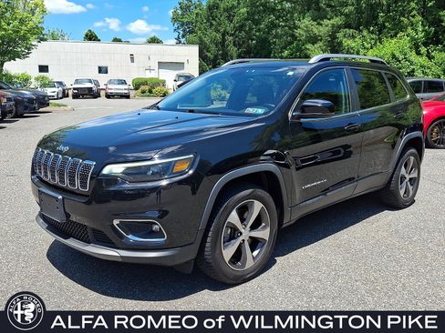 Used 2020 Jeep Cherokee Limited w/ Luxury Group AWD/4WD image 1