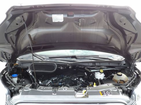 Used 2021 Ford Transit 350 XLT image 39