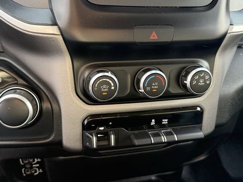 Used 2019 RAM 2500 Big Horn image 25