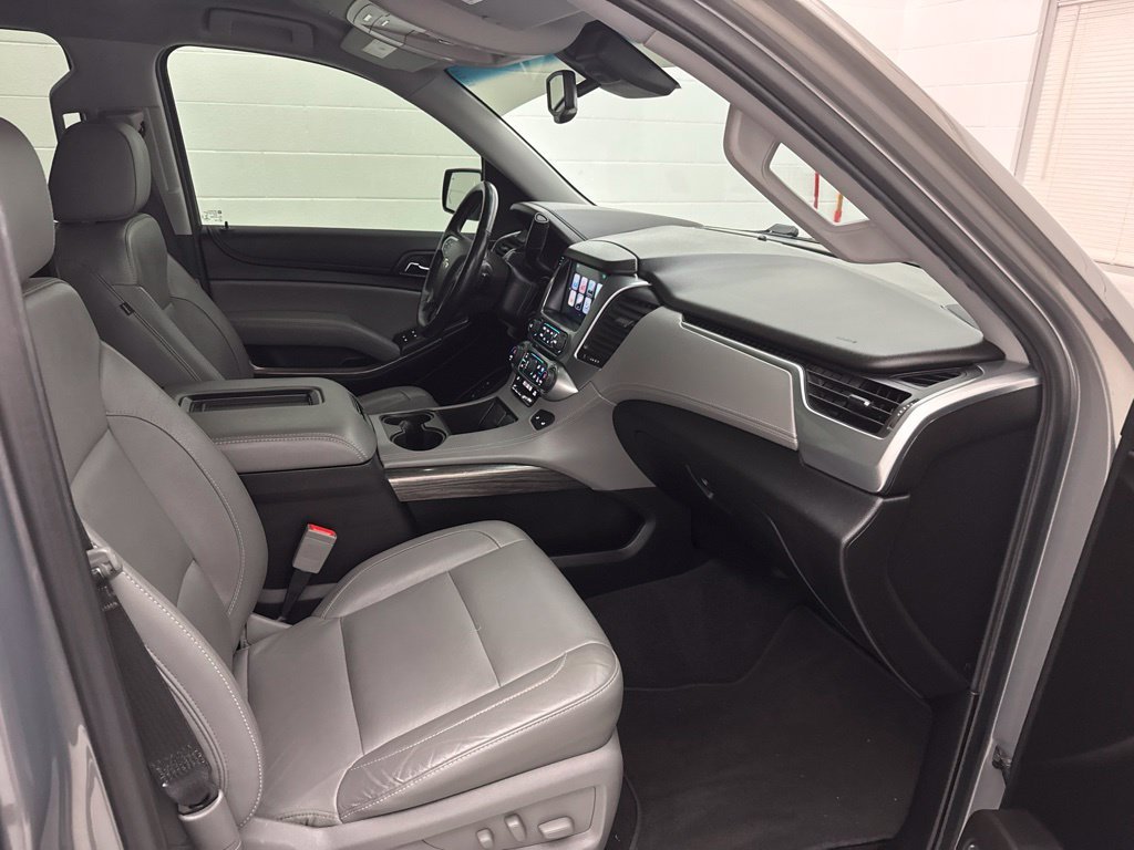 Used 2019 Chevrolet Suburban LT w/ LT Signature Package AWD/4WD image 57