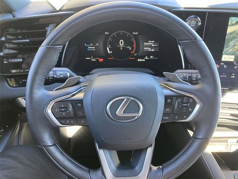 Used 2025 Lexus RX 350 Premium image 20