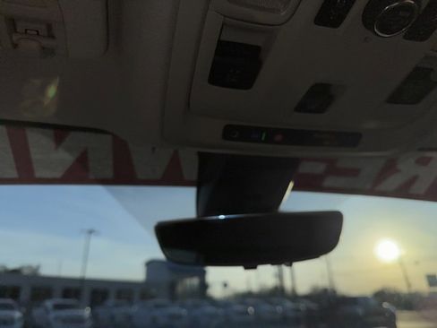 Used 2021 GMC Yukon XL Denali w/ Denali Ultimate Package image 24