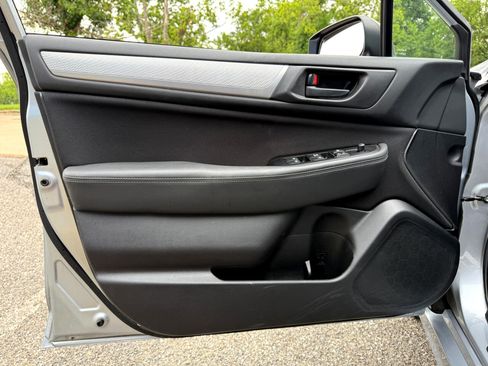 Used 2017 Subaru Legacy 2.5i w/ Alloy Wheel Package image 13