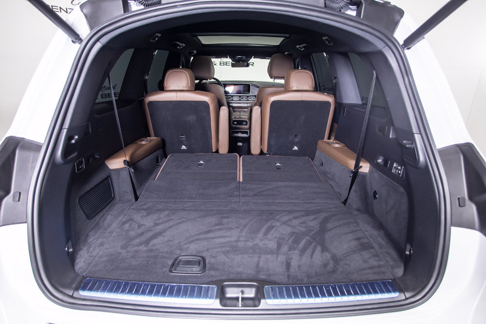 Used 2026 Mercedes-Benz GLS 580 4MATIC image 9