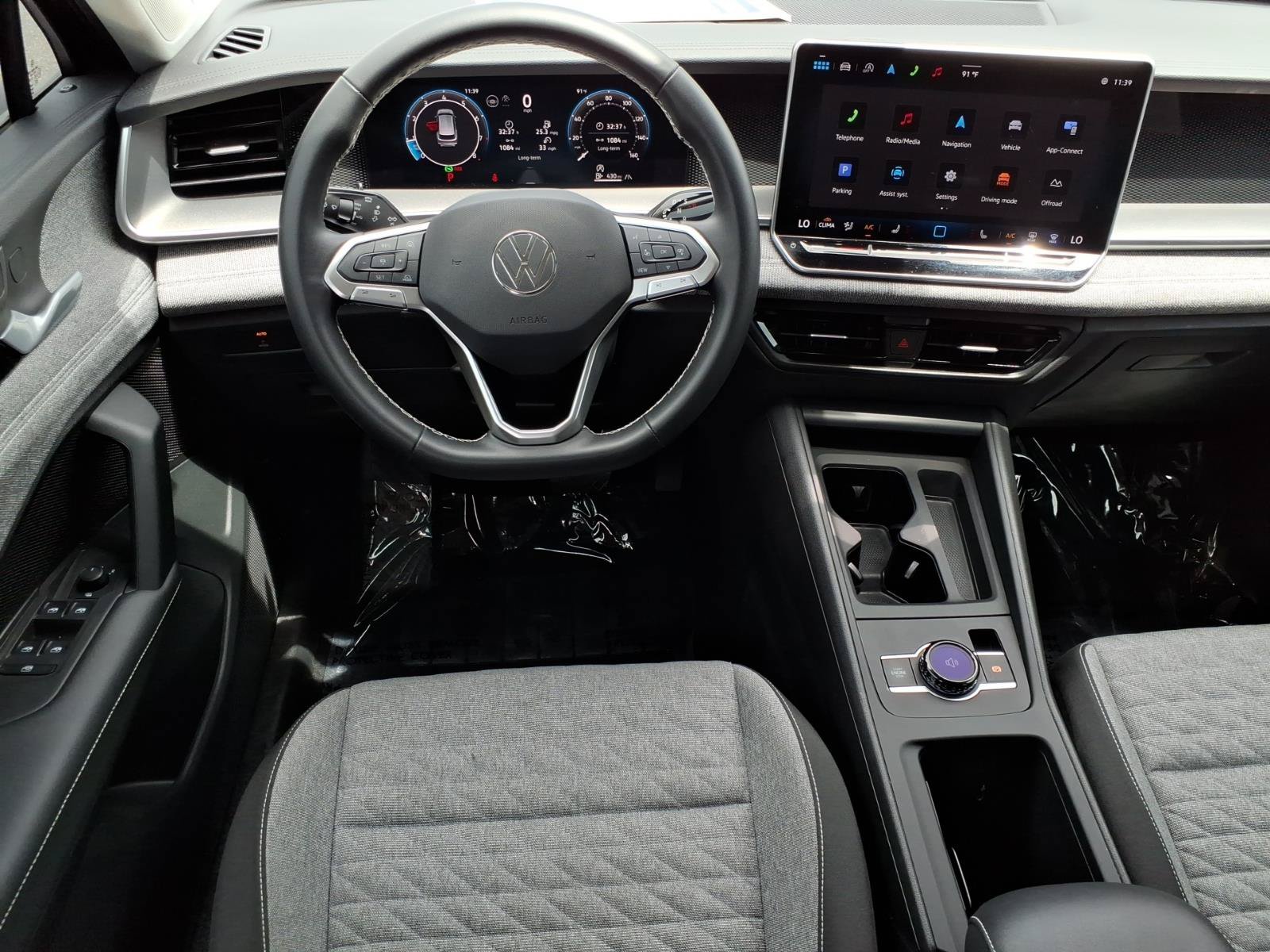 Certified 2025 Volkswagen Tiguan S AWD/4WD image 25