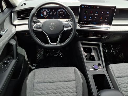 Certified 2025 Volkswagen Tiguan S AWD/4WD image 25