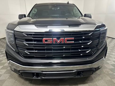 Used 2024 GMC Sierra 1500 Pro w/ Pro Value Package image 8