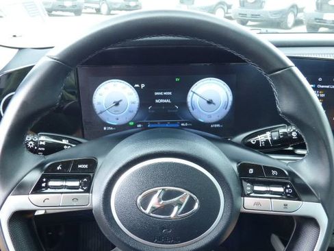 Used 2023 Hyundai Elantra Limited w/ Cargo Package FWD image 31