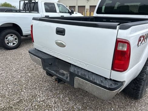 Used 2011 Ford F250 XL w/ XL Value Pkg AWD/4WD image 3