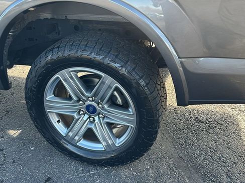 Used 2019 Ford F150 XLT w/ Equipment Group 302A Luxury image 9