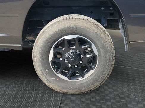 New 2025 RAM 2500 Laramie image 10