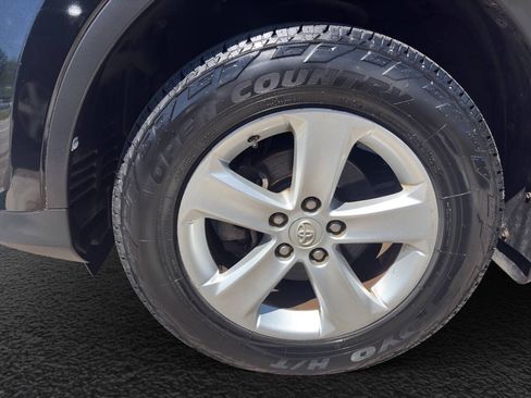 Used 2013 Toyota RAV4 XLE AWD/4WD image 16