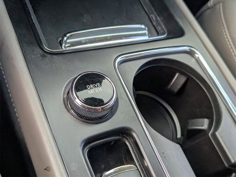 Used 2024 Lincoln Corsair FWD image 25