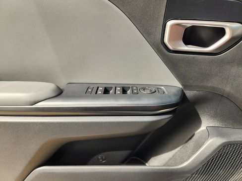 New 2026 Kia K4 FWD image 18