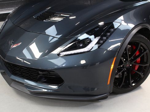 Used 2019 Chevrolet Corvette Grand Sport RWD image 7