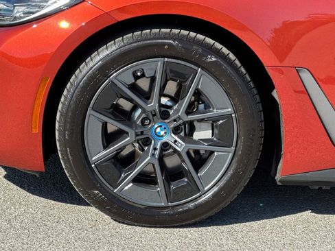 Used 2023 BMW i4 eDrive35 w/ Premium Package image 32