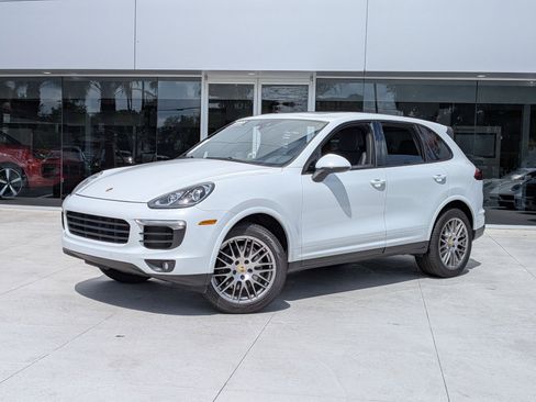 Used 2017 Porsche Cayenne Platinum Edition AWD/4WD image 1