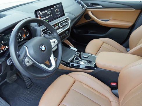 Used 2023 BMW X4 xDrive30i w/ Parking Assistance Package AWD/4WD image 9