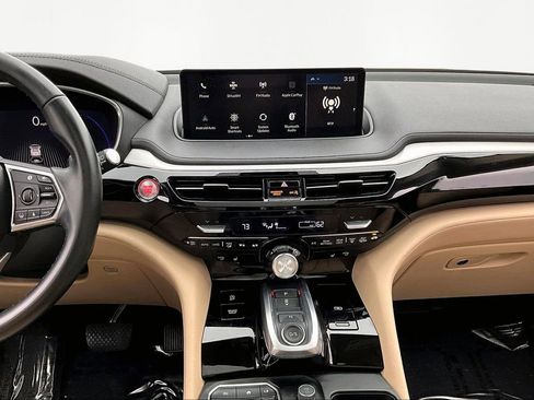 Used 2023 Acura MDX SH-AWD image 10