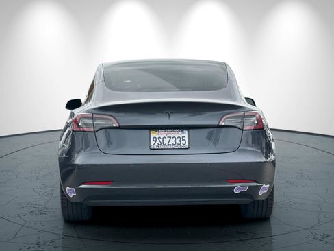 Used 2018 Tesla Model 3 Long Range image 5