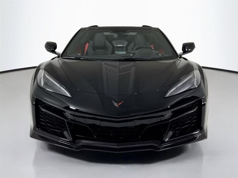 Used 2023 Chevrolet Corvette Z06 w/ Stealth Interior Trim Package RWD image 11