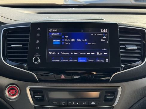 Used 2023 Honda Ridgeline RTL-E image 3