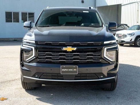 New 2026 Chevrolet Tahoe High Country RWD image 2