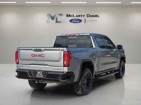 Used 2023 GMC Sierra 1500 AT4X AWD/4WD image 5