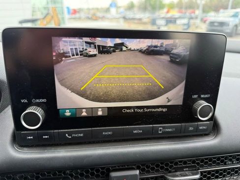 Used 2023 Honda HR-V LX image 12