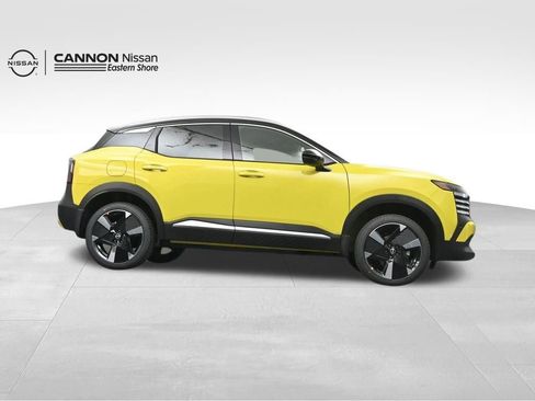 New 2026 Nissan Kicks SR FWD image 27