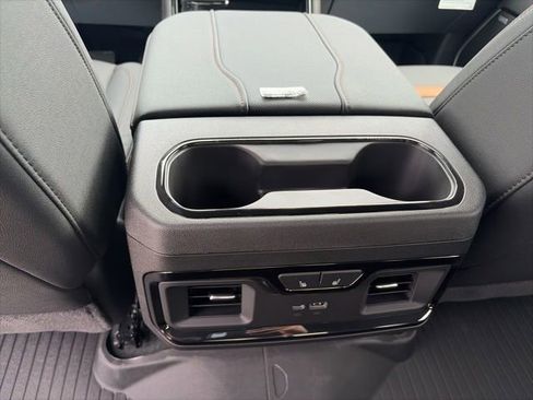 New 2026 GMC Sierra 1500 AT4 w/ AT4 Premium Package AWD/4WD image 13