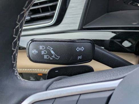 Certified 2024 Volkswagen Atlas Cross Sport SE FWD image 36