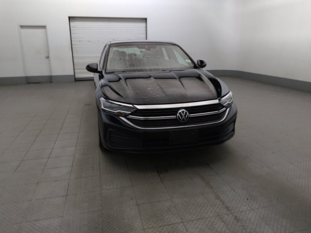 Used 2023 Volkswagen Jetta SE FWD image 14