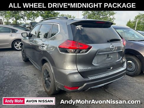 Used 2017 Nissan Rogue SV w/ Midnight Edition Package AWD/4WD image 4