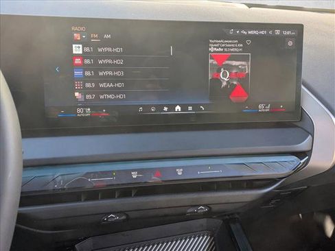 Certified 2025 BMW X3 xDrive30i w/ Convenience Package image 12