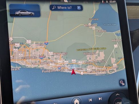 New 2026 Mercedes-Benz C 300 Sedan image 13