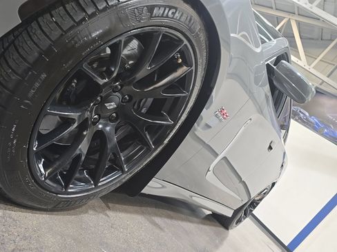 Used 2018 Dodge Charger R/T Scat Pack w/ Dynamics Package RWD image 9