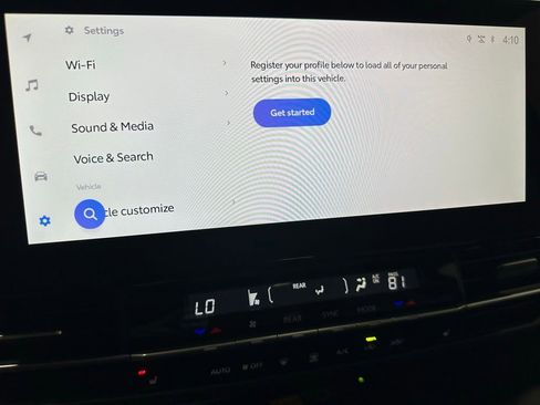 Used 2025 Toyota Sienna XSE image 38