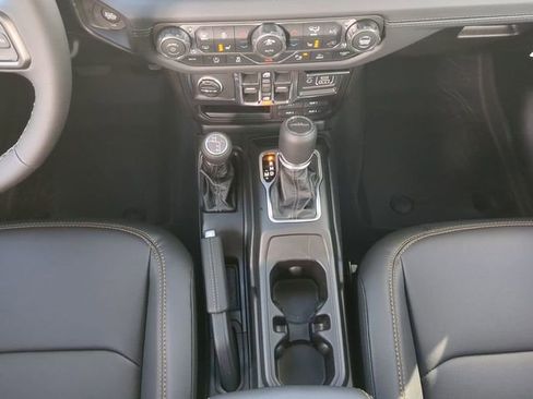 New 2026 Jeep Gladiator Sport AWD/4WD image 20
