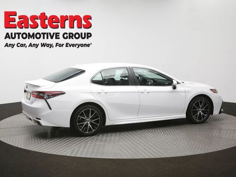 Used 2024 Toyota Camry SE FWD image 37