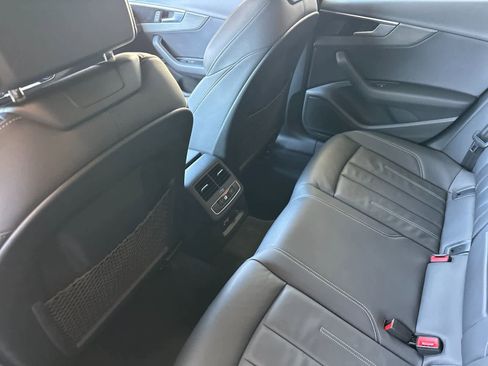 Used 2025 Audi A4 2.0T Premium w/ Convenience Package AWD/4WD image 4