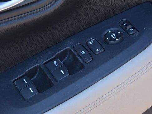 Used 2023 Honda HR-V LX image 13
