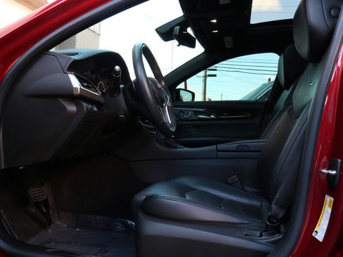 Used 2018 Cadillac CT6 Luxury image 22